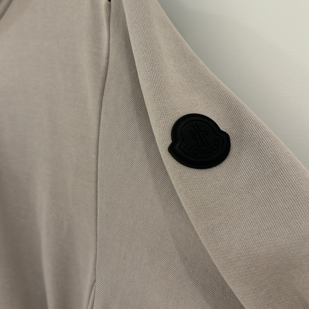 Moncler
2021 Graphic Print Hoodie - Picture 12 of 12